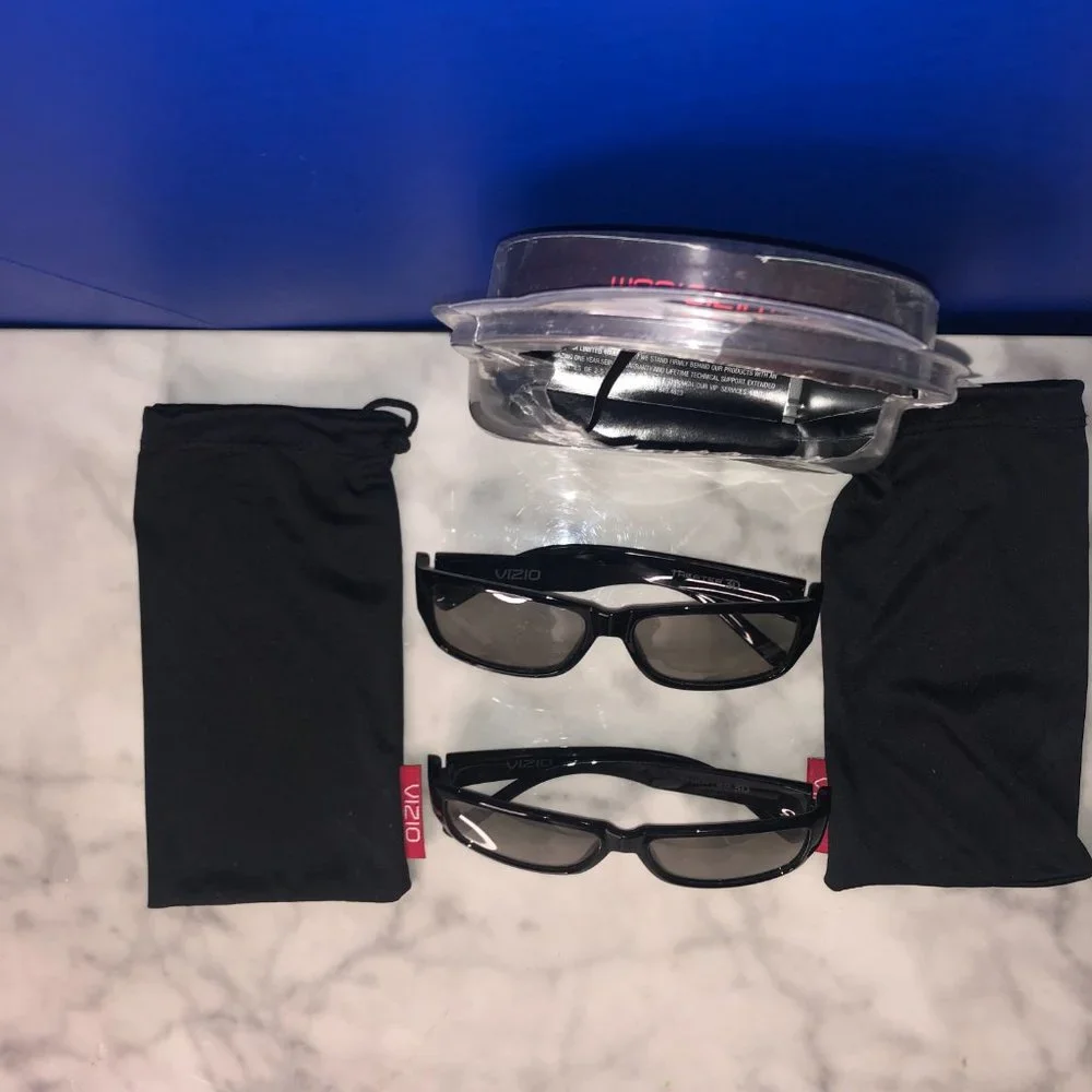 Movie Theater Accessories Vizio Home Theater 3D Glasses 2 Pair with Carrying Bag